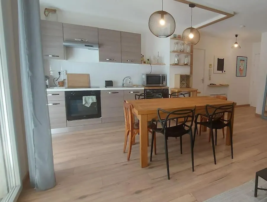 Appartement Airbus Luxe Espace Deco Parking Gratuit Toulouse